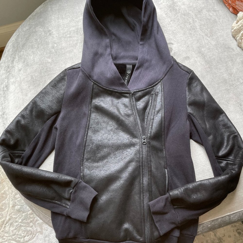 MPG Concentric Jacket, Black, Size M, Faux fur inside